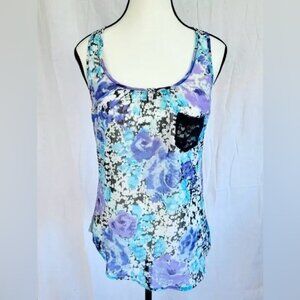 🆕 Blue & Purple Floral Tank w/ Lace Frocket